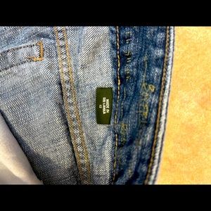 Size 12 Capri Eddie Bauer like new light distressing front side